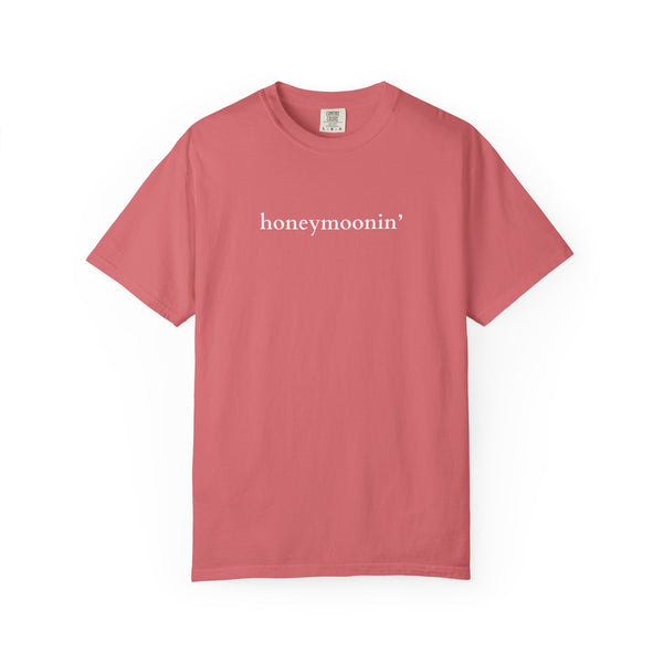 Honeymoonin' Tee
